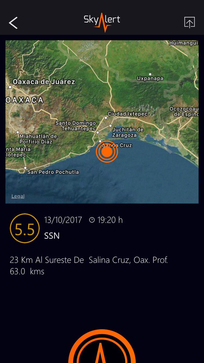 SkyAlertMx's tweet photo. Mapas: sismo M5.5 frente costa de Oaxaca; intensidad moderada a fuerte en epicentro y leve moderada áreas cercanas.
Réplica del 7/sept M8.2 https://t.co/JcGpsFrx6A
