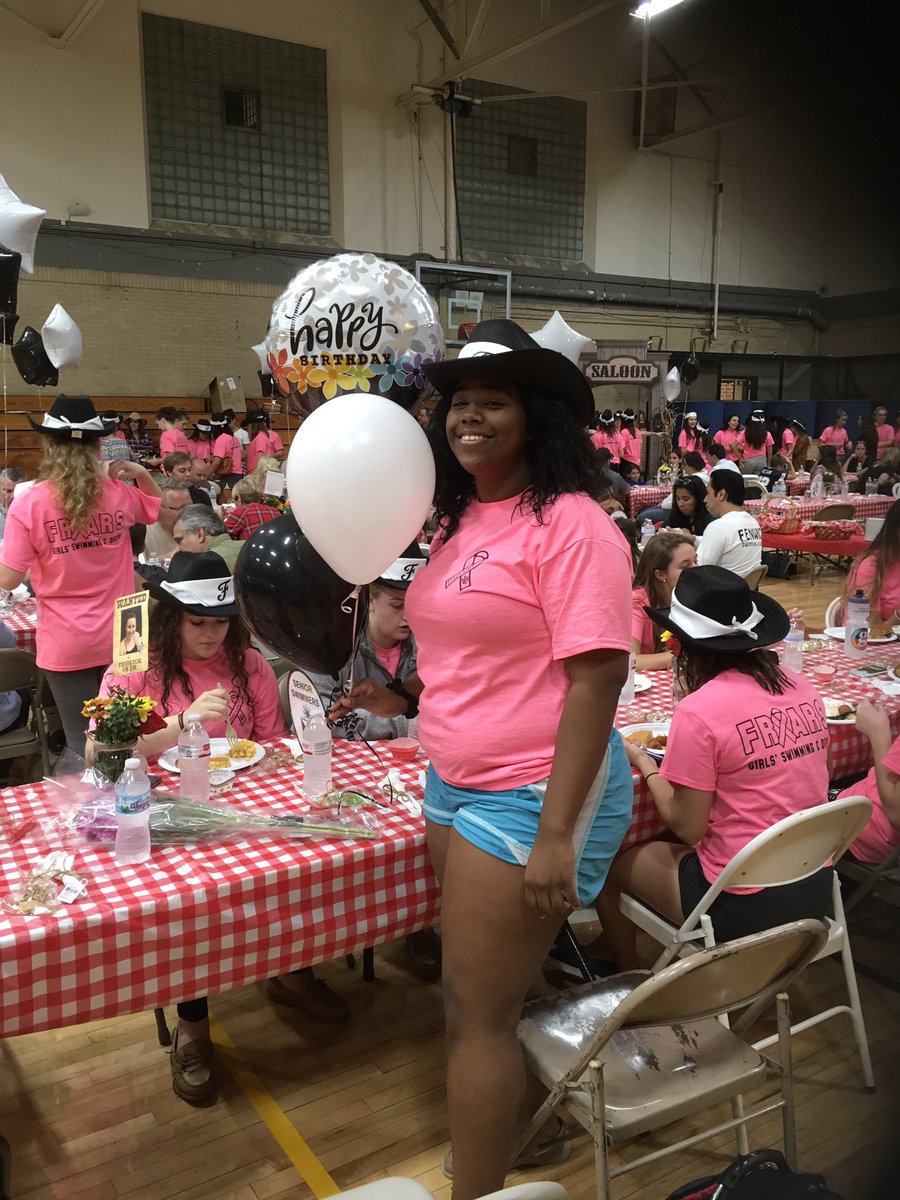 FriarAquatics's tweet photo. GSWIM: Senior Night Celebration and a Birthday Girl!
#friarup #friarpride #gofriars #thankyouseniors #wewillmissyou #goodluckincollege https://t.co/RyozhfPEVf