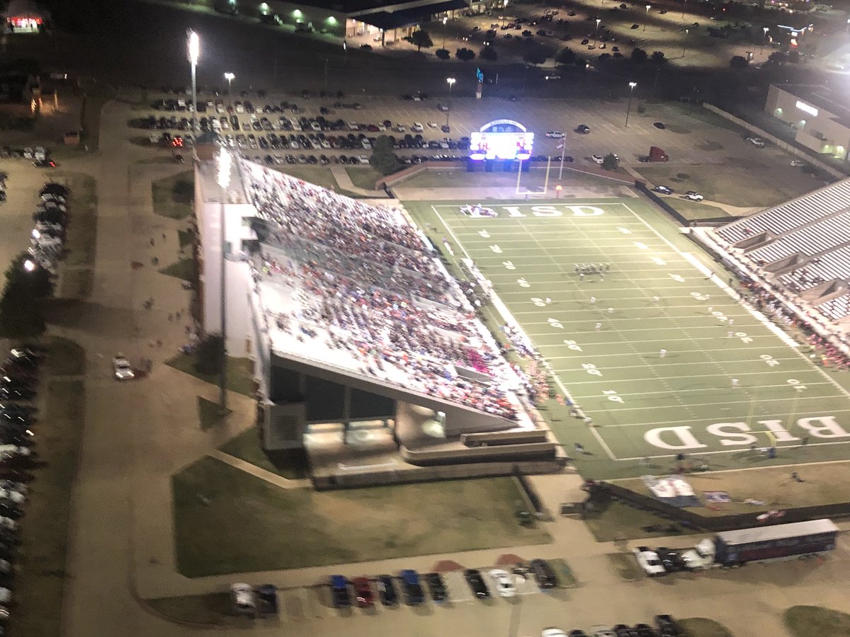TempoCopter's tweet photo. Love these Friday Night Lights! https://t.co/mQIJbaETVj