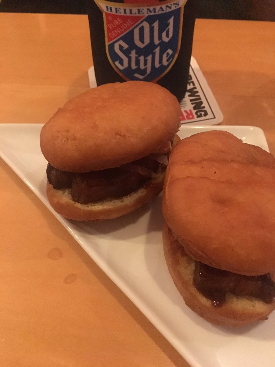 mwbreweries's tweet image. Celebrating @RoostersKitchen #1year they way they do here.