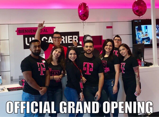 TmobileHTXSE's tweet photo. #HurricaneHarvery kept our @TMobile Almeda Genoa location closed but we made it! We're back! Come visit us for some #seriousfun https://t.co/BSXzpmz3Cd