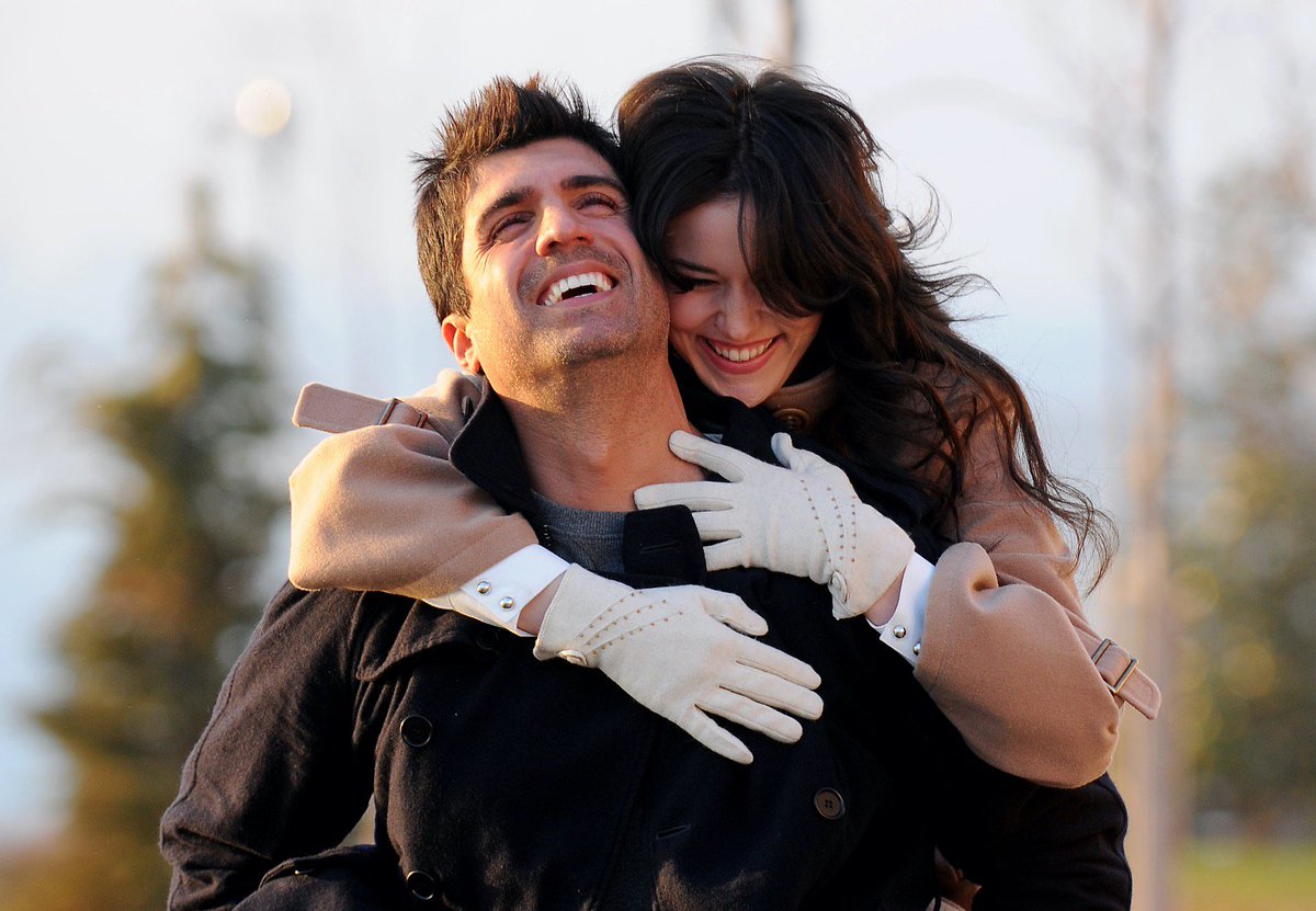 Fahriye Evcen ve Özcan Deniz'in başrolde yer aldığı #EvimSensin filmini YouTube'dan hemen izleyebilirsiniz. 
youtu.be/aSdcNJKTpow