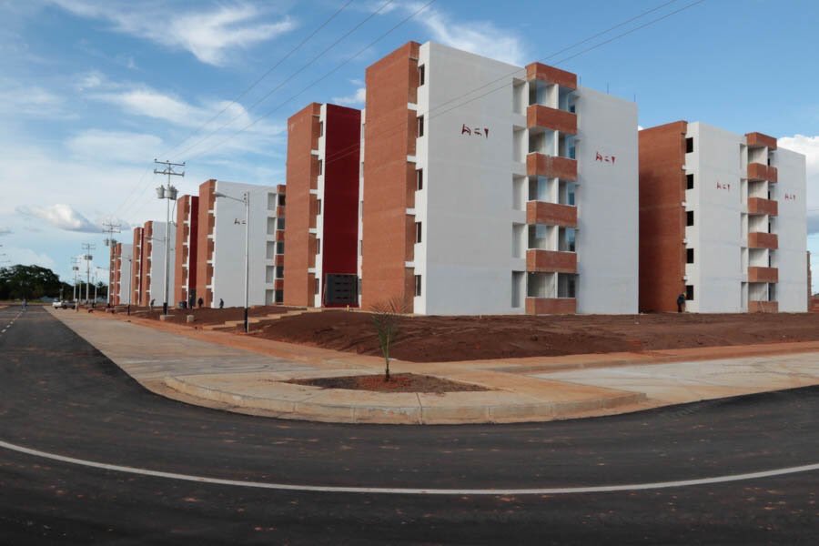 VillegasPoljak's tweet photo. La vivienda 1 millón 800 mil de la GMVV ha sido entregada hoy en Ciudad Bolívar por el Pdte @NicolasMaduro #Millon800ViviendasDignas https://t.co/slnGs0HuaV