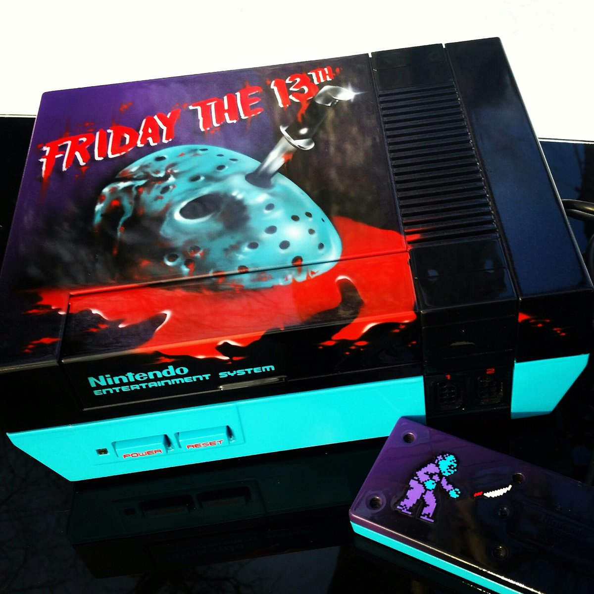 cksigns1's tweet photo. Happy #FridayThe13th everyone!
@Lord_Arse @Gameshamster #nes #horror #80s #nintendo @ShoutGamers @GamerRTer @JuicyGameReview #retrogamer https://t.co/rokMmCG1sC