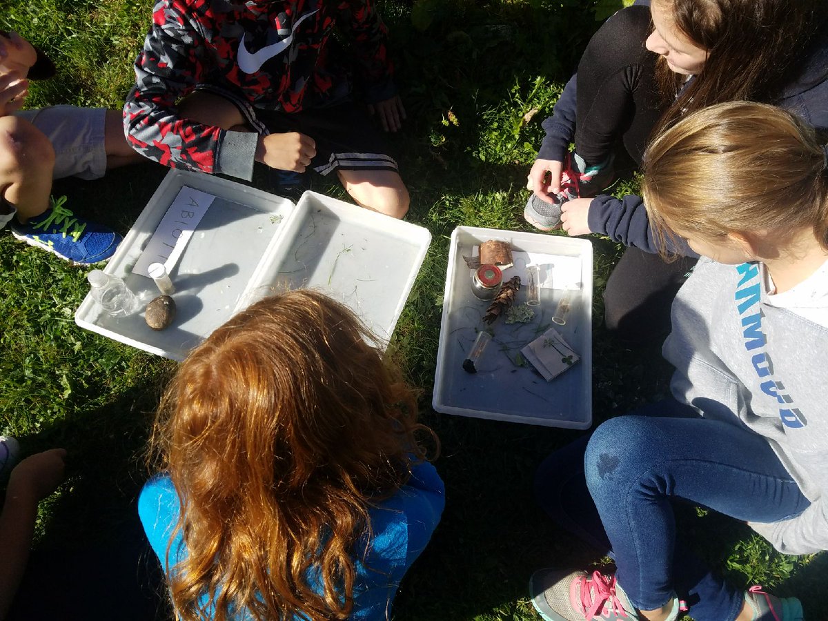 gbs_caputo's tweet photo. GBS 5th graders learning and exploring with the Harris Center! https://t.co/hQqN8zrOQr