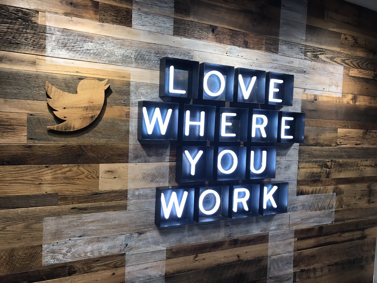 markplatt's tweet photo. Amazing week with inspiring people at @TwitterDublin - Thank you for having us #SPLS2017 https://t.co/JO8z9E1lom