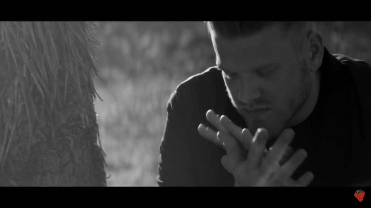 yaitsgracee's tweet photo. You took me on a JOURNEY. Heartbreaking but beautiful 💔💔 @SUP3RFRUIT #GOOBYEFROMLONELY https://t.co/3AooUwfq4o