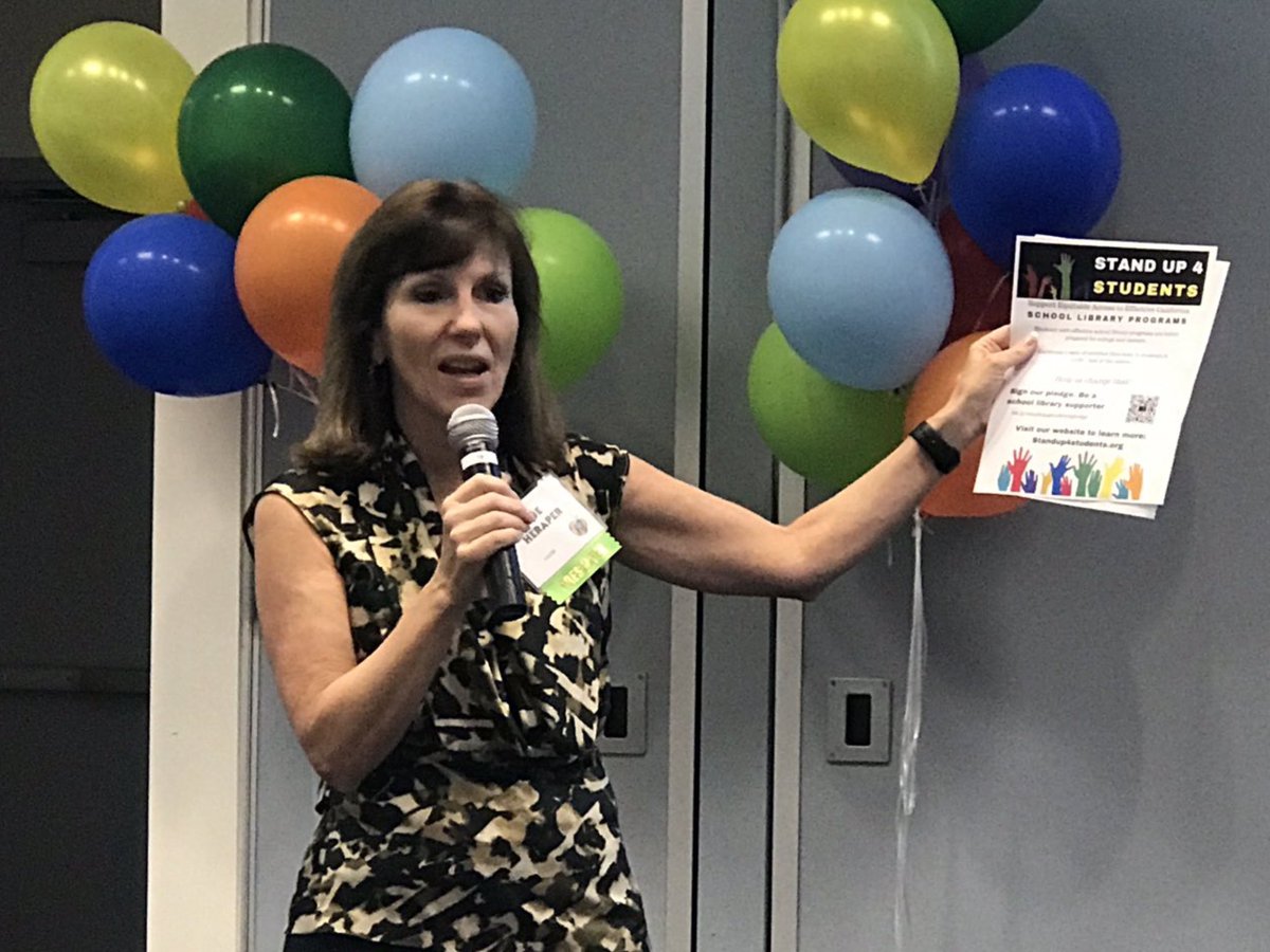 sueheraper's tweet photo. Sign our pledge. Be a library supporter. #vcoeLLD #tlchat #4csla https://t.co/zteH0PCDcB https://t.co/GpX1cEAyrH