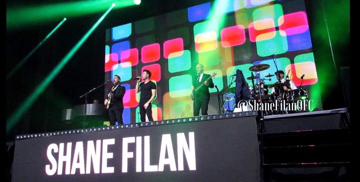 ShaneFilanOFC's tweet photo. 4am alarm call! CANNOT wait to get back on tour!! See u tomorrow @ShaneFilan & boys!! #LoveAlwaysTour #Salisbury #6ShowsLeft #ImAt4 😀👦🏻🎤 https://t.co/eldyEfQaUC
