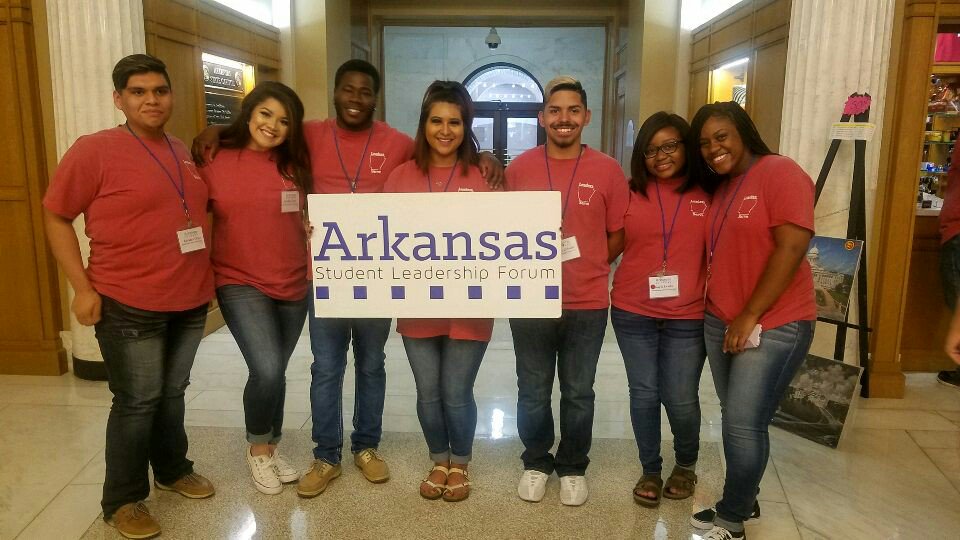 HSU_SEC's tweet photo. Second day at @ArkansasSLF and @HendersonStateU is well represented!
#HSULeader #LiveReddie #ASLF2017 https://t.co/O7fVIpULWY