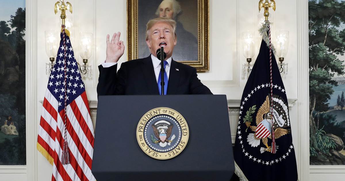 MSNOWNews's tweet image. Trump threatens to cancel Iran nuclear deal if it's not strengthened on.msnbc.com/2iaaH5S