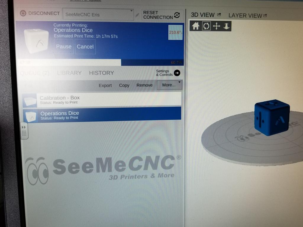 Salowmanders's tweet photo. 3D printing Operations Dice using/watching on the SmartBoard via Celestron digital microscope! @ClassroomMakers @HH_Elementary @b_jagger https://t.co/PtnPKWNA9F