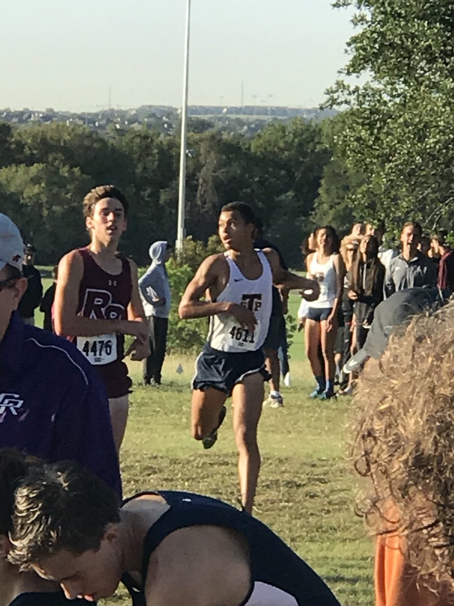 alwatsonjcil's tweet photo. sTp Proud of our Boys CC Team! 1st Place District 13-6A Good Luck at Regionals @StonyPointHS  #ONESTREAKsTp https://t.co/bEafA3yKE3