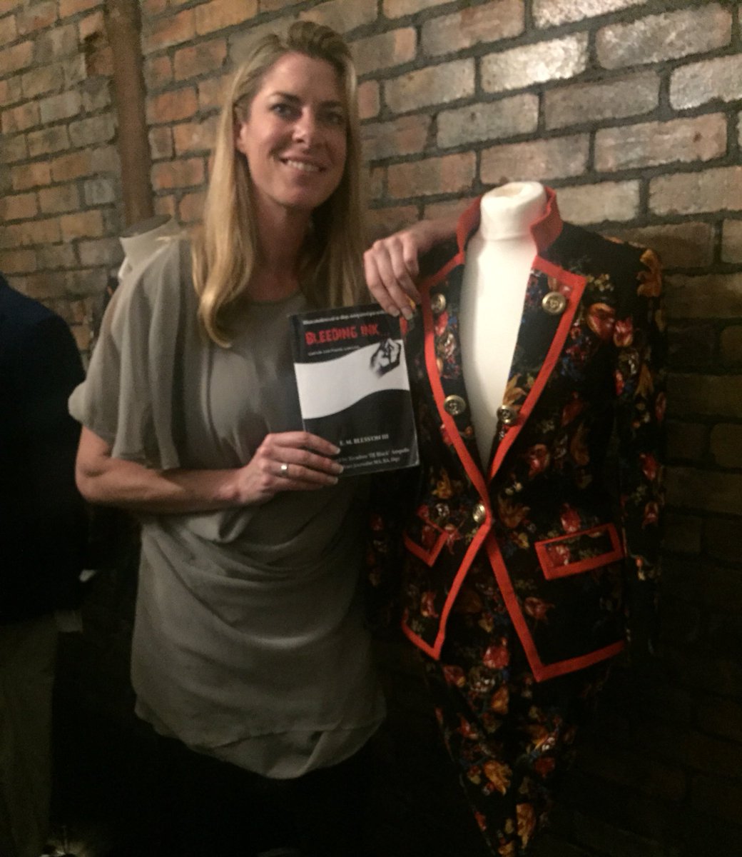 Writing_Reflex's tweet photo. Was an amazing evening with @NPbespoke fundraiser for @RNLIPenarth #lifesavers s/o to the beautiful @KathKathfisher1 #newbook #bleedingink https://t.co/iMwzJ1dbyh