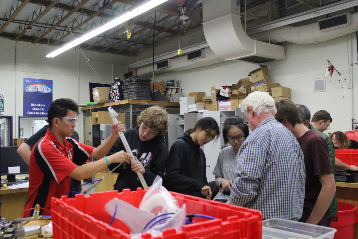 FRC Team 3238 tweet media