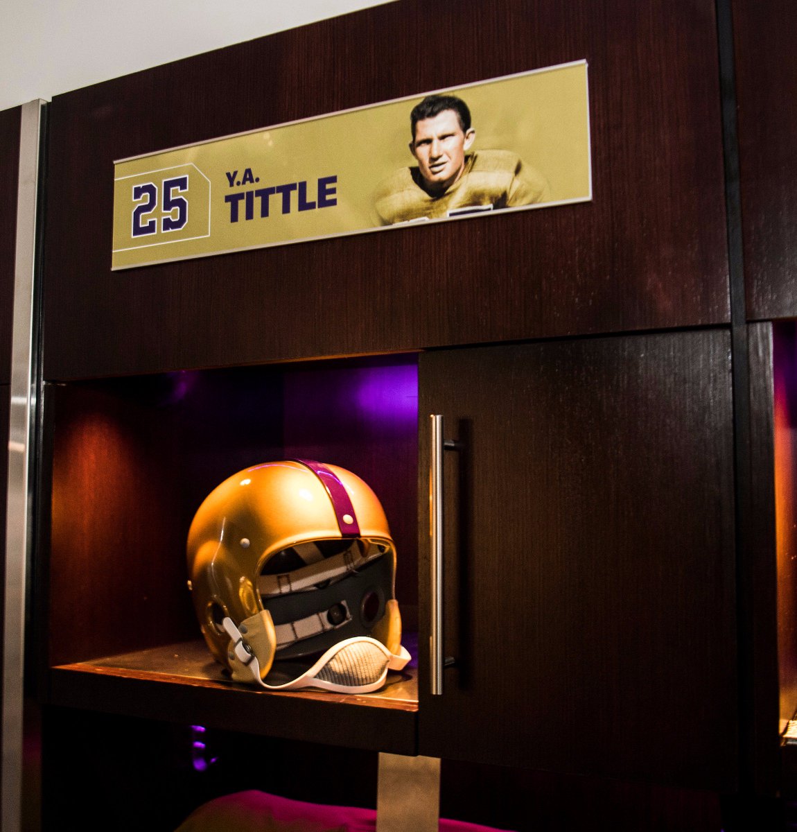 We remember #LSU legend Y.A. Tittle with a special locker inside Tiger Stadium. Tittle passed away Sunday evening. lsul.su/2fXLHdO