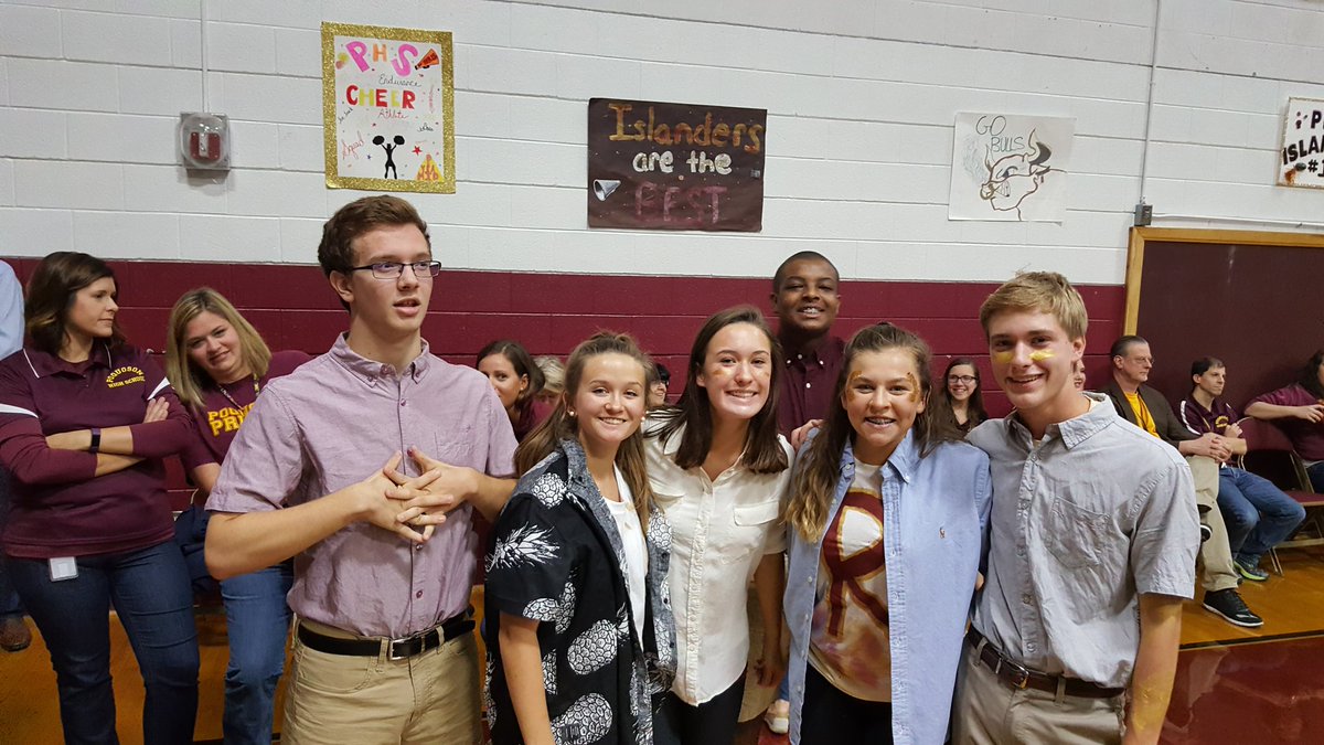 Richey0616's tweet photo. #1stHour #5thHour #Juniors #co2019 #APEng11 #maroonandgold #gobulls #Hoco2K17 @PoquosonHSsca https://t.co/t191A3WlD5