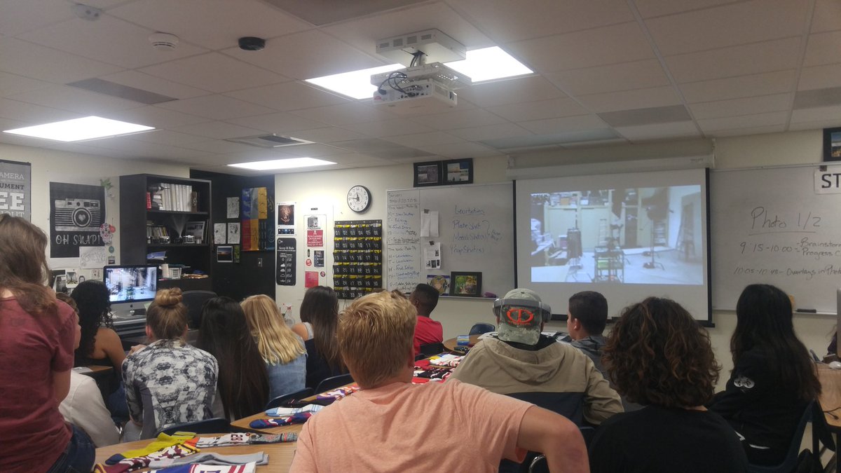 PhotographyNess's tweet photo. Great virtual tour of Stance in Photo 3/4  yesterday.. Awesome to see such creativity in a workplace! TY! 💙💙 @stance @PowayCTE @rbhsbroncos https://t.co/D2X4tS6wgn