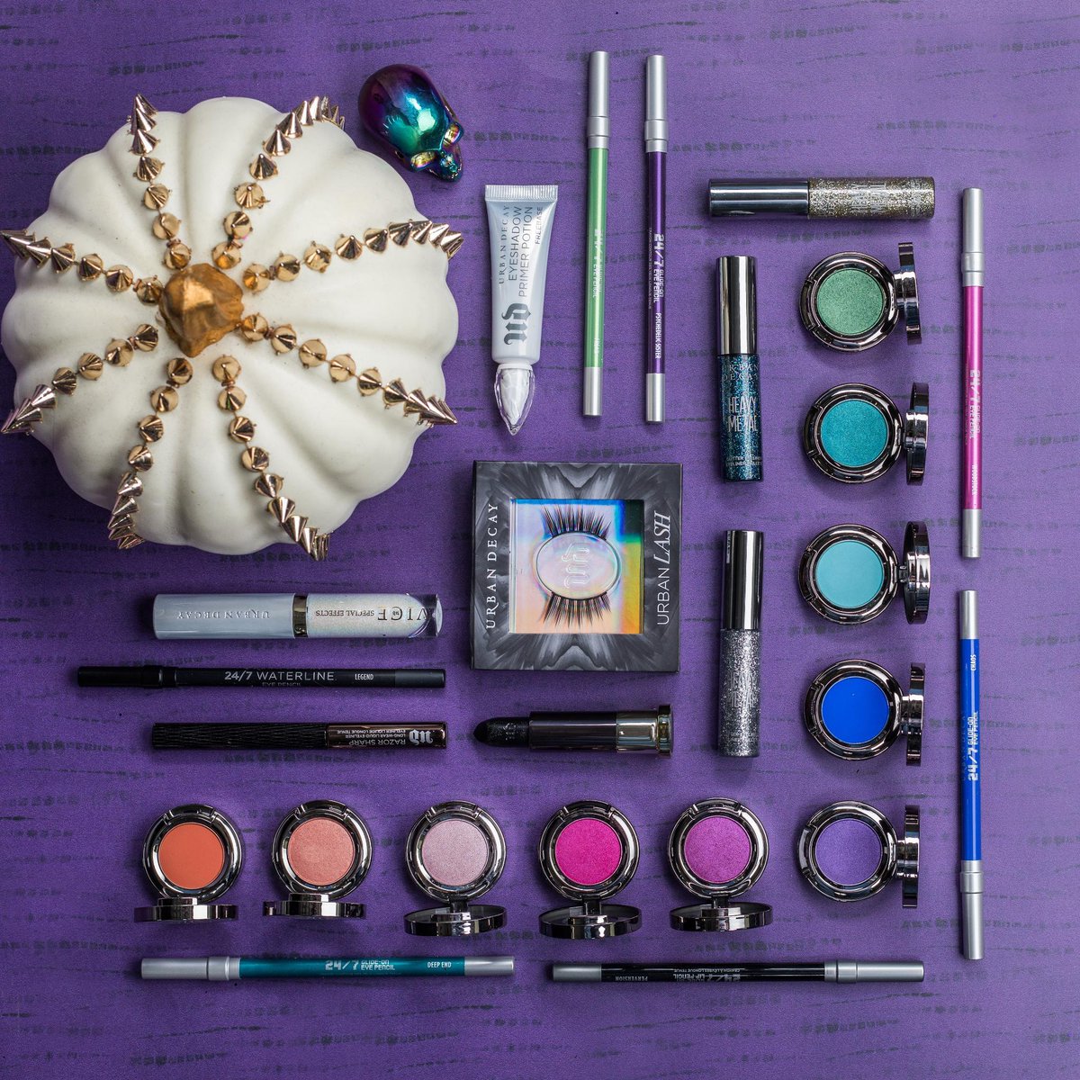 UrbanDecay's tweet photo. There's still time to enter our #UDHalloween contest for your chance to win $500 worth of UD product! ๐๐ https://t.co/vgrQx6KnBo #UDContest https://t.co/a1Xod5NzRh