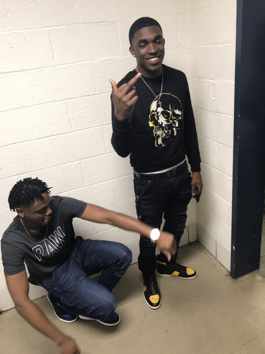 GoDMacc's tweet photo. Me and my Dawg #msuhoco https://t.co/MPx65qcnAN
