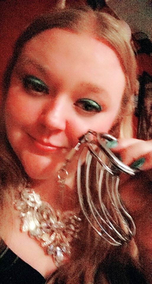 GitzyMistress's tweet photo. If ur under 8" u belong in a cage #beta. 7 3/4"? This is the #chastitycage 4 u #loser. Ready 4 your lockup? #Findom @DirkHooper @RFindom https://t.co/UgxbYkjepN