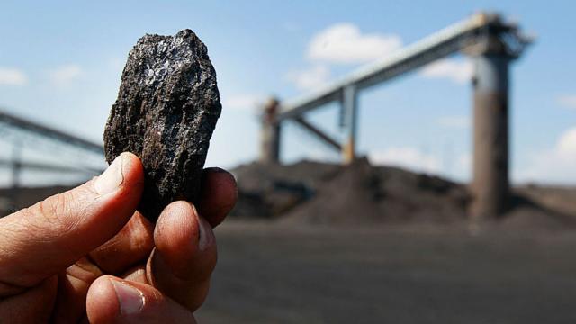 thehill's tweet photo. Texas to shutter two large coal-fired power plants in early 2018 https://t.co/ha5EWZJWku https://t.co/9tj51oX0qE
