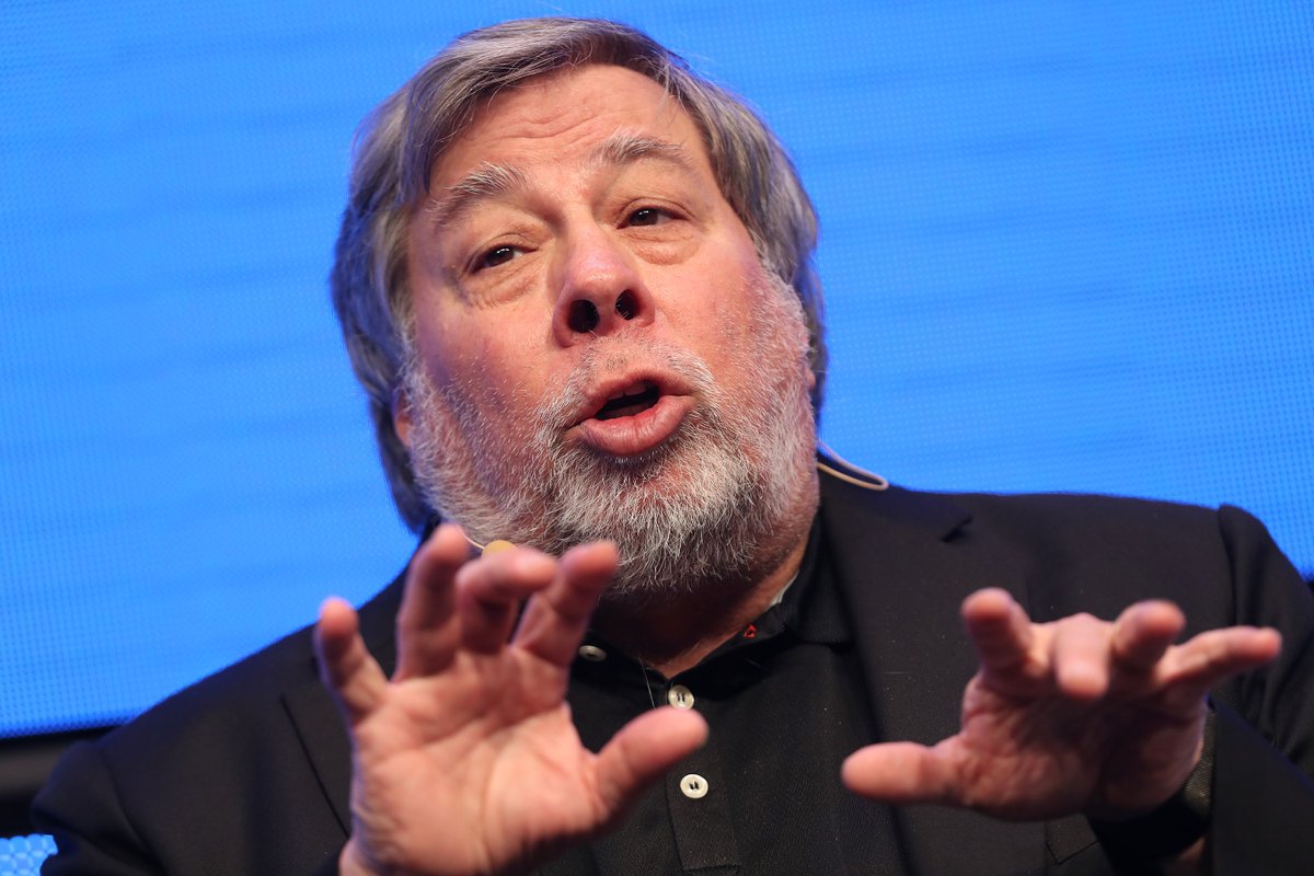 verge's tweet photo. Apple co-founder Steve Wozniak launches his own online tech education platform https://t.co/5gMT3Id20D https://t.co/kTh5VzphSi