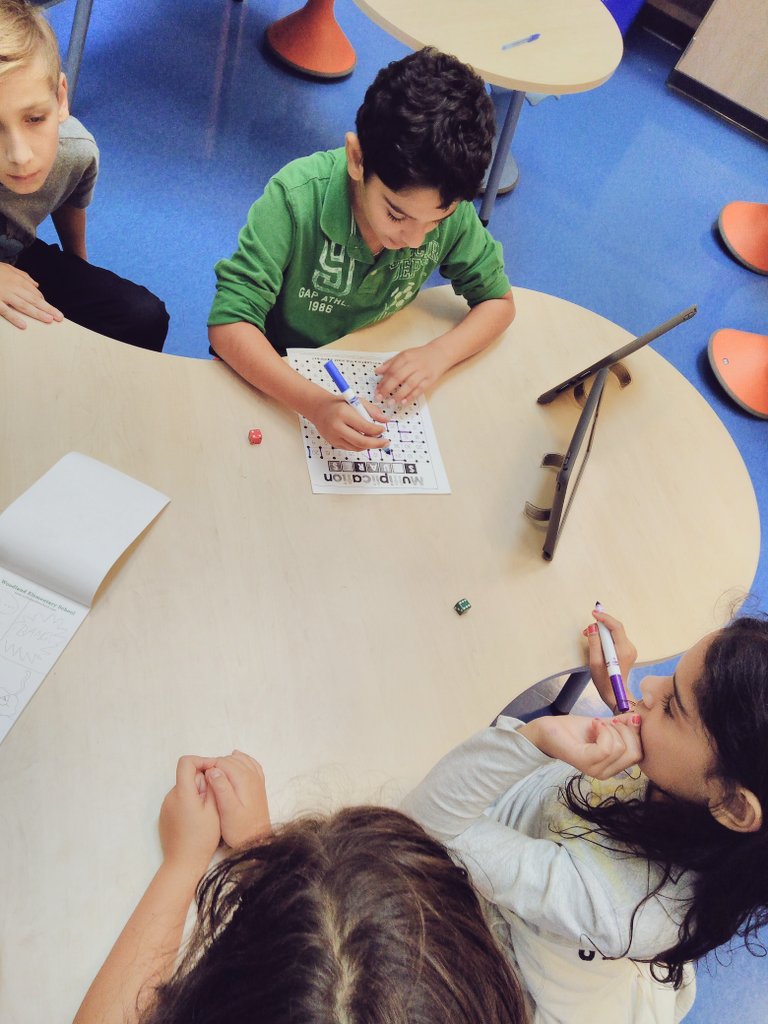 Ms_LeClair's tweet photo. Playing multiplication squares is challenging and fun no matter what your language background is!!! #MPSLearns @mrstartufo @emastroianni225 https://t.co/SfelHq68gQ