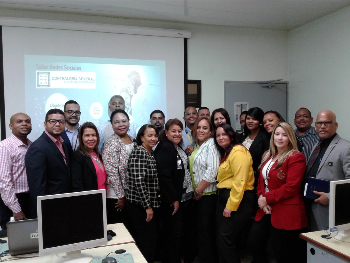 OvidioJSanchez's tweet photo. #FelizViernes #TeamCGR #TransformacionDigital #TallerRedesSociales @ContraloriaRD #contraloriaRD https://t.co/K8THo9gpt2