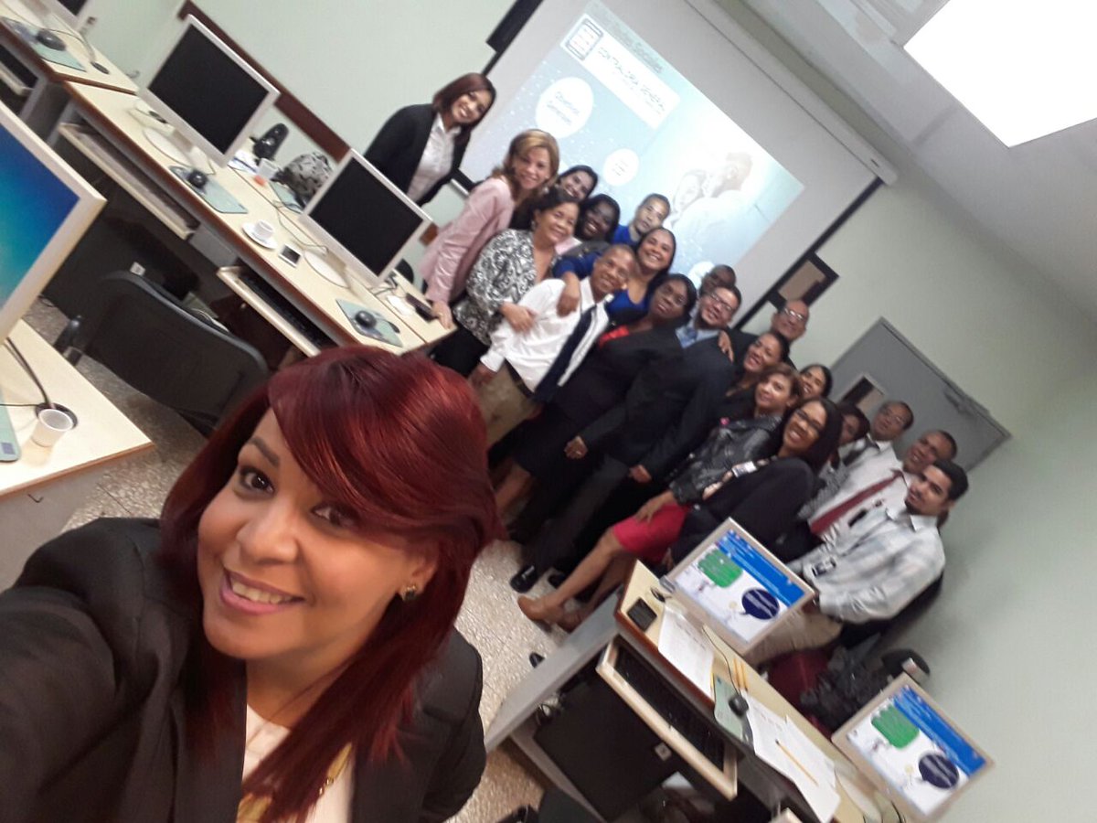 OvidioJSanchez's tweet photo. #FelizViernes #TeamCGR #TransformacionDigital #TallerRedesSociales @ContraloriaRD #contraloriaRD https://t.co/K8THo9gpt2