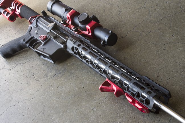 ODINWorks's tweet photo. Who else is getting ready for some weekend shooting?! 😎👌🏻#odinworks #02lite #primaryarms #scope #forend #handstop #xmr3 #zulu #zulustock https://t.co/n7TDxFX5qr