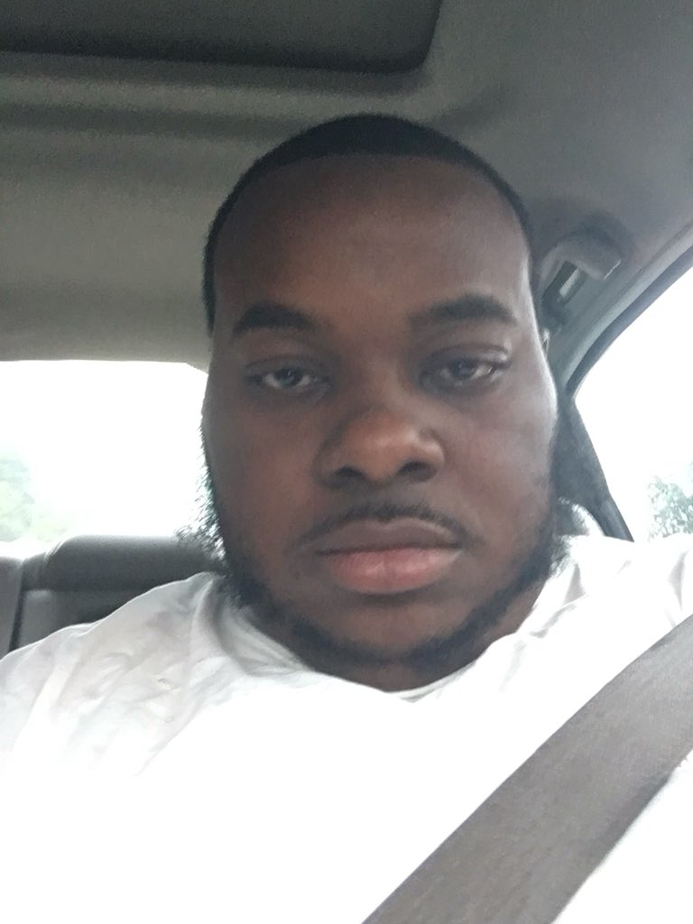 OckWYTD's tweet photo. #TeamKrispy #YeaaIKnoILookGood https://t.co/1f5AMMmipl