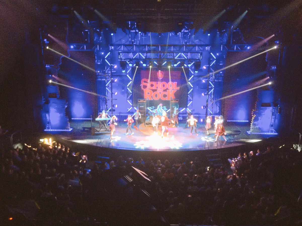 <a href="/SoRmusical/">School of Rock</a> absolutely brilliant tonight! 🤘