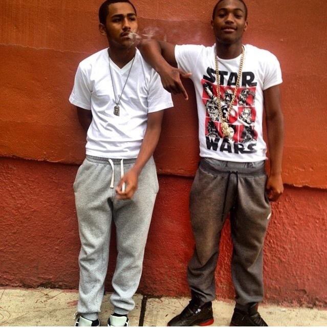 1234LilMari's tweet photo. Time short bro we right back at it 🤑🤑💉♥️💯#bros4Life #realniggaFirst https://t.co/eFEKqV4apP