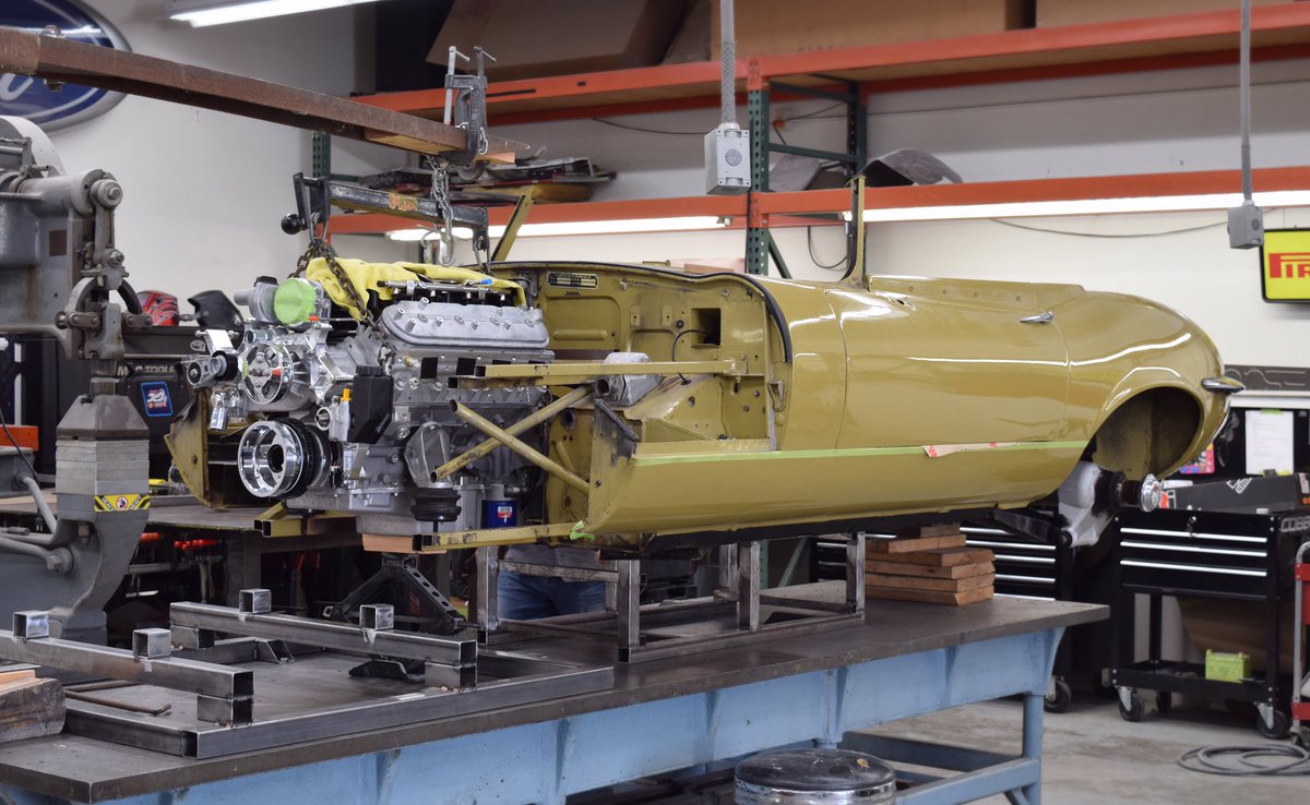 chipfoose's tweet photo. We have 2 cars to deliver for @SEMASHOW but also working on the Jaguar Etype, bringing in the front end track width to allow for deeper dish https://t.co/CDn1wh5leY