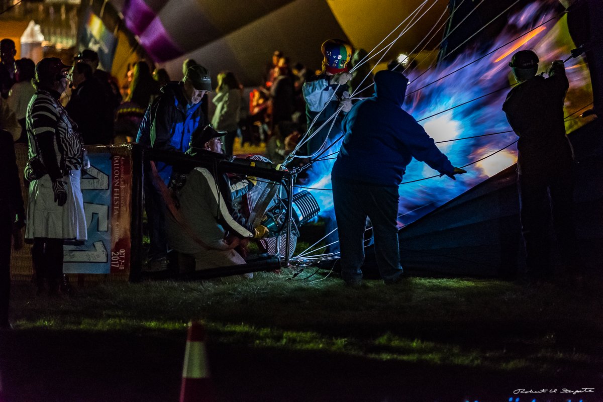 Friday morning Dawn Patrol balloon gets hot! Albuquerque International Balloon Fiesta 2017. <a href="/balloonfiesta/">Balloon Fiesta</a> <a href="/VisitABQ/">Visit Albuquerque</a> <a href="/KRQEMark/">News Junkie</a> <a href="/NewMexico/">New Mexico TRUE</a> #NewMexicoTRUE <a href="/KOB4/">KOB 4</a> <a href="/ByronKOAT/">Byron Morton KOAT</a> #balloonfiesta2017