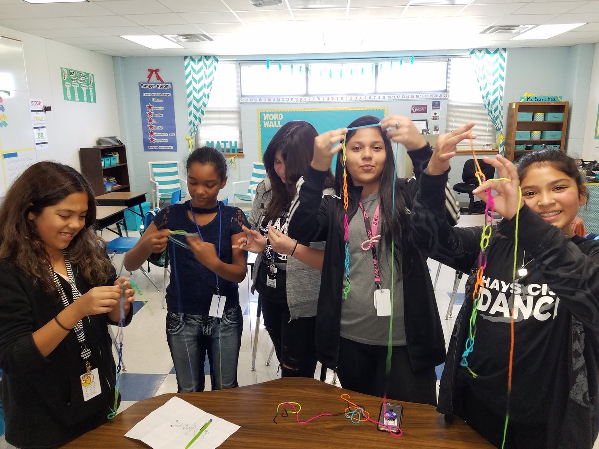 MsSanchezMath's tweet photo. Another great day during Craft Club. #WMS_PLC2017 #craftclub https://t.co/ZJlo7UufjA