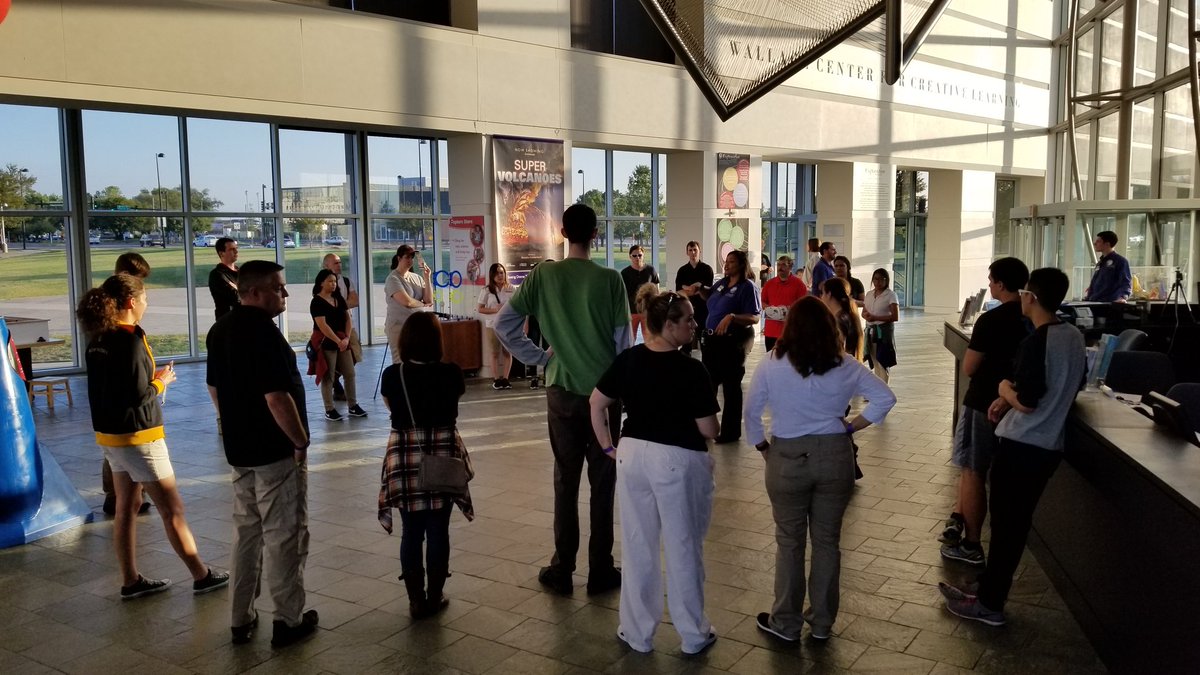 ExplorationKS's tweet photo. Our wonderful volunteers are ready to rock 'n roll! #undeadEP #DrinksAtEP #wichita #wichitaevents https://t.co/HSKMKqaLM4