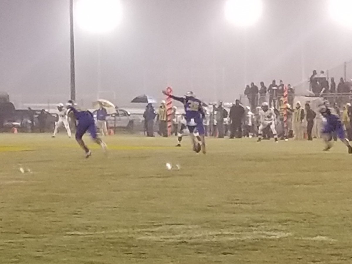 OscarSmithHigh's tweet photo. Shot kick off. #weick #smithset https://t.co/8KyQnanBgS