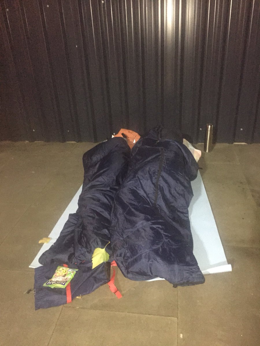 archerproject's tweet photo. Heads down 💤 💤  #ACEsleepout4CAP https://t.co/fFrMpCOd2O