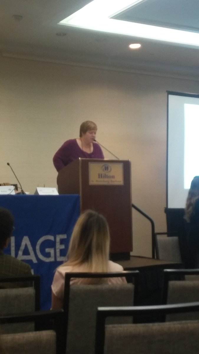 prof_lindis's tweet photo. Pam Benton introducing the St Pete mayor #FFLA17 https://t.co/5G4uHC2y8p