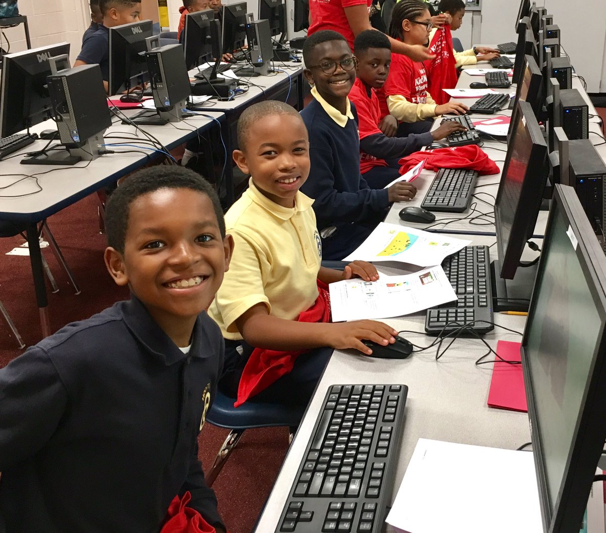 KidGINEER's tweet photo. Great time at @hthawks #rockthecode #kidgineer class! 💡💥👏🏽 Students coded three video games!! Wow. 🔥 #stem #enrichment #coding #engineering https://t.co/02x4DuY7ve