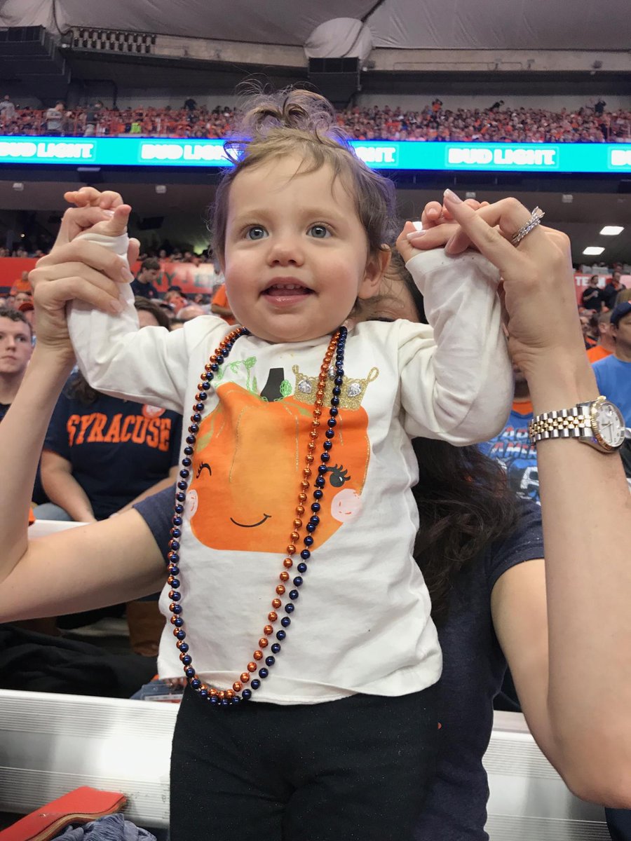 jpcapparelli's tweet photo. #cusegameday #futureorange #teammascot https://t.co/QnjhiUIN4q