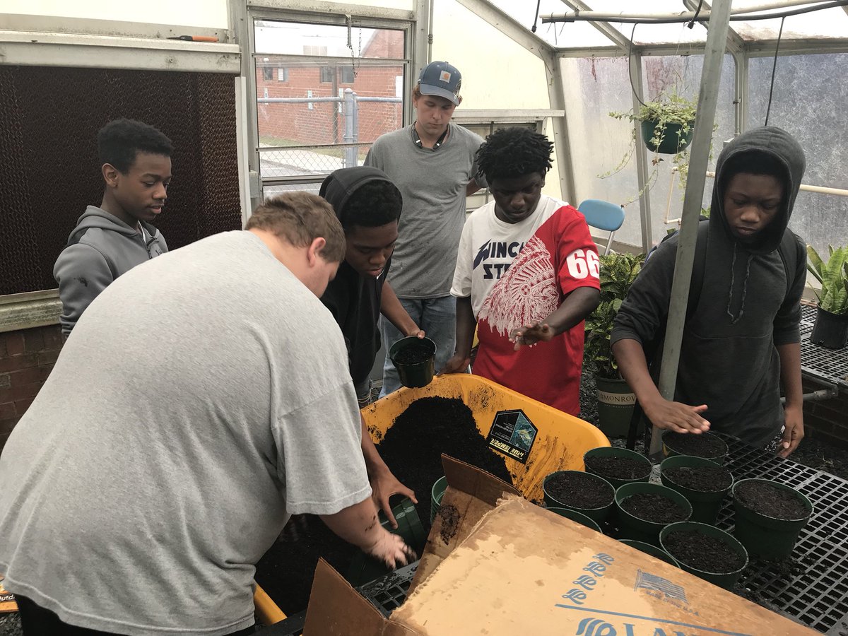 Forest Hills FFA tweet media