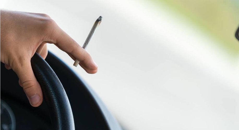 MERRYJANE's tweet photo. Nearly one-third of teenagers think smoking cannabis and driving isn't dangerous, study finds: https://t.co/VJF3KiWKAy https://t.co/6CIALrgErk