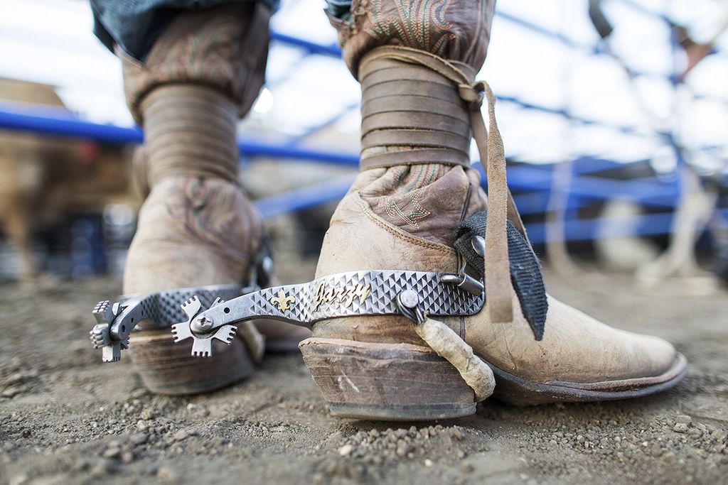 CBRbull's tweet photo. Good luck to all the cowboys this weekend wherever you are competing. Git 'er done. 💰 🏆 https://t.co/Sy5SZLuPYj
