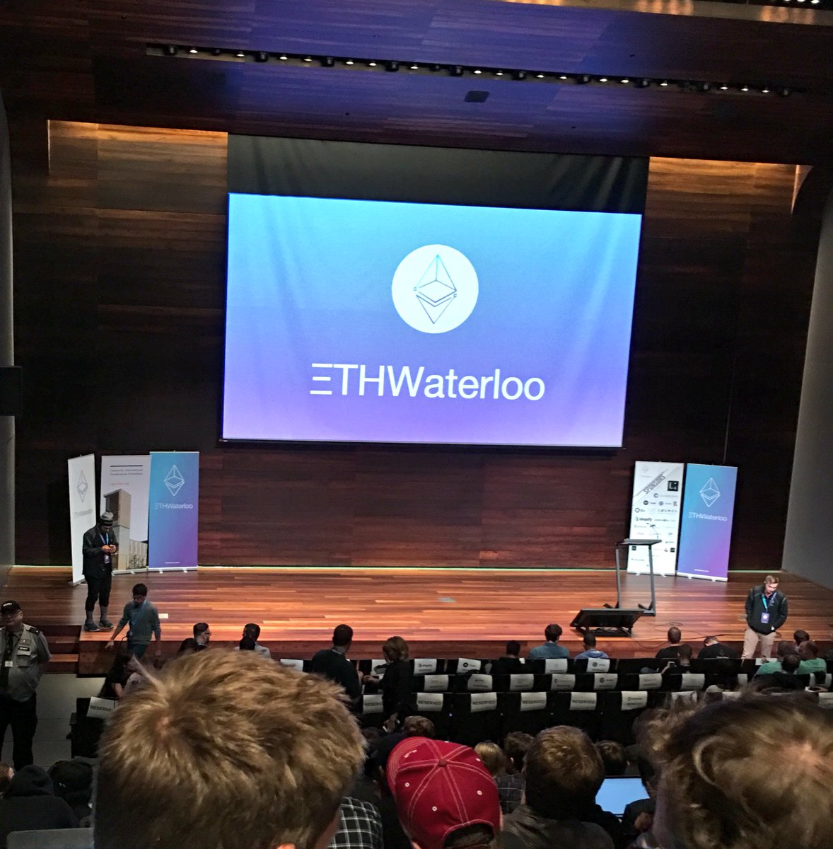 DaveTechDAu's tweet image. Ready for the show to start #ethwaterloo #ethereum #hackathon