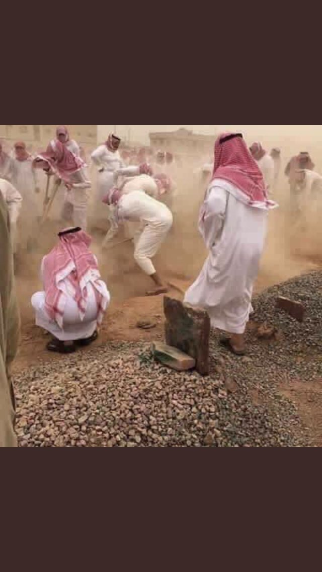 f5OO3's tweet photo. عندمآ تشاهد هذه الصورة ستدرك حينها بأن الزعل والحقد والحسد والكبريآء تافة جداً ولآ قيمة له.   ( سنـَِرحـَِّلء ؤيبـَِقئء الأثَــَِر ) https://t.co/CfAhDR7RVV