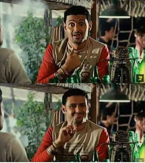 Howe74027920's tweet photo. اوع متلاقيش اللي تحبه فتحب اللي تلاقيه
انا
مش لاقي الاتنين https://t.co/aWmv6yxDiu