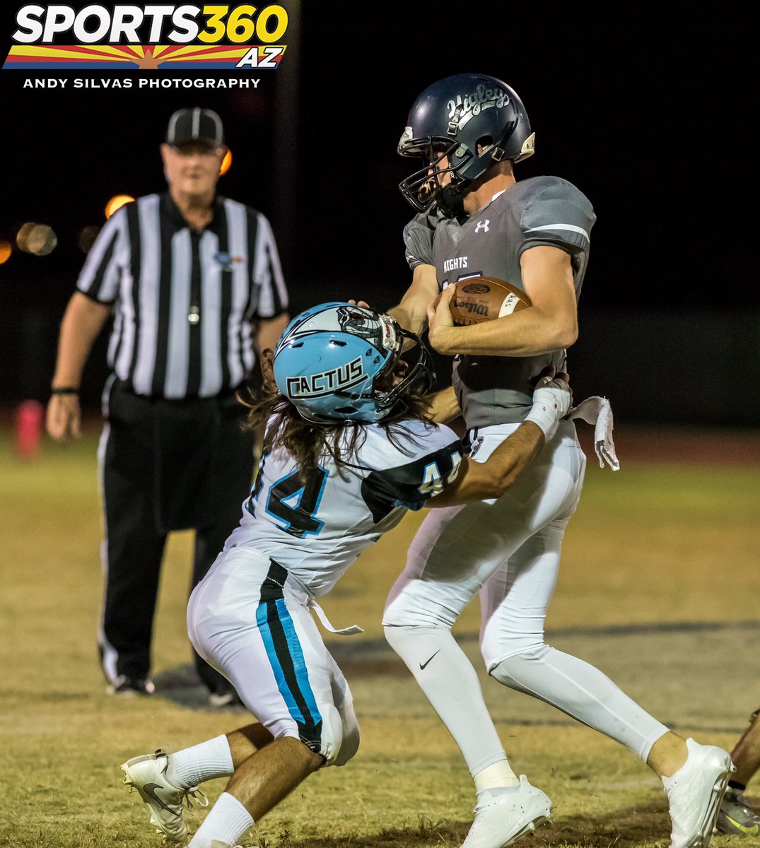 PhotoSilvas's tweet photo. GALLERY: Sights from Higley High  vs Cactus High - https://t.co/DBkXVFdbcG via @sports360az https://t.co/4rO4hTH6rr